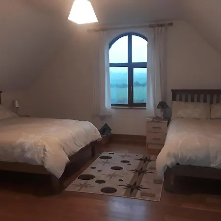 Bed & Breakfast Bealaha House *